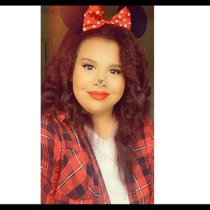 Meet your Posher, Alexus